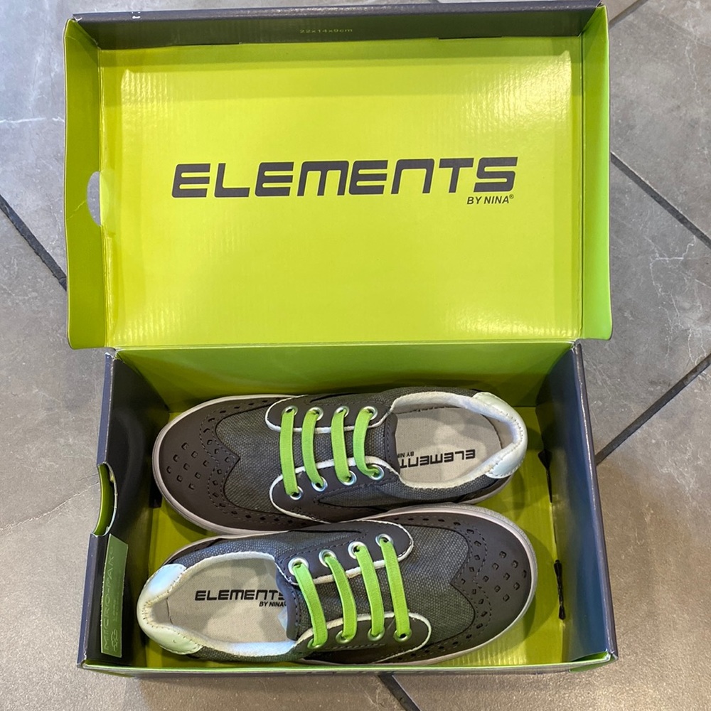 Elements by Nina NIB 10M Jackson Grey Distressed Sneaker Gym Shoe